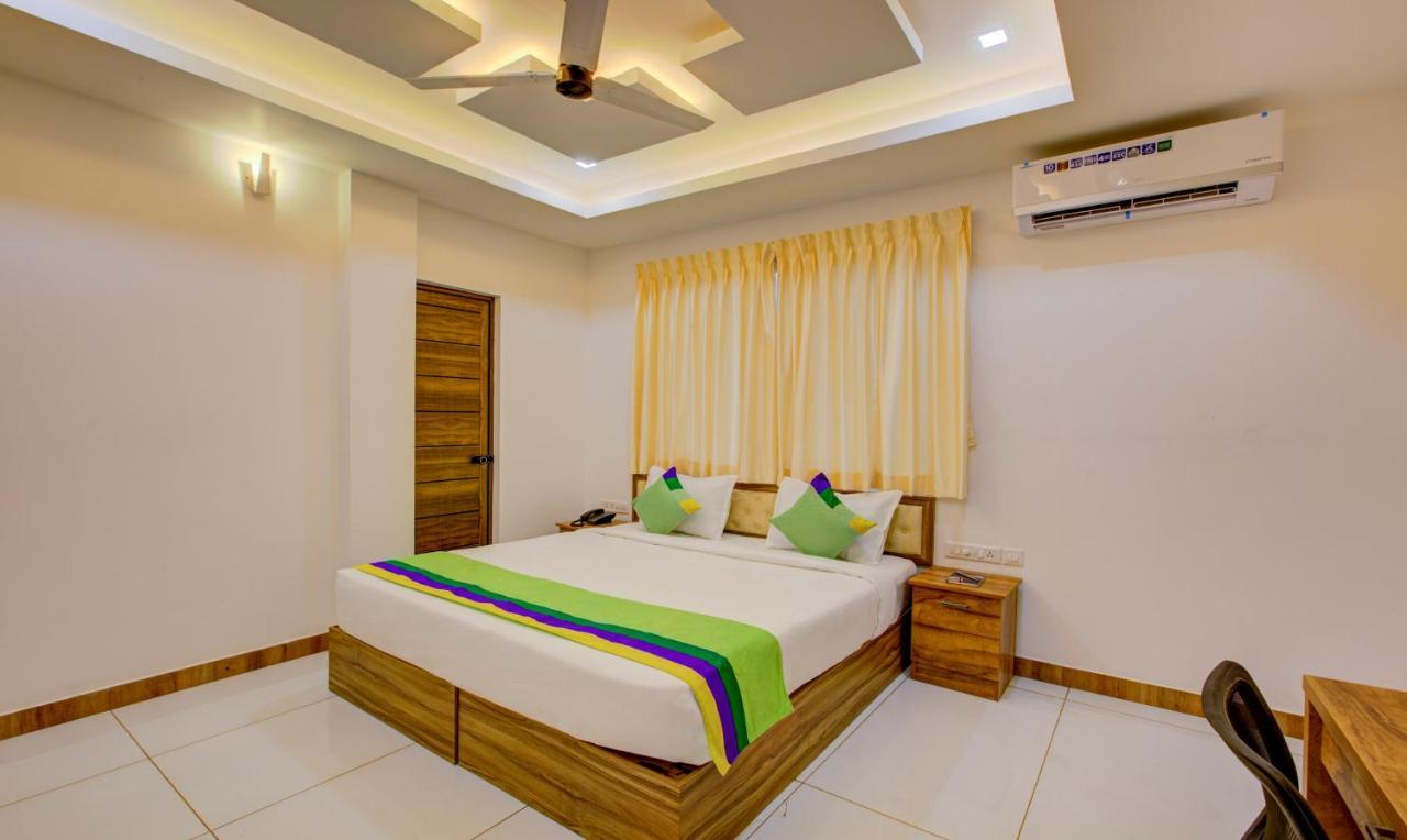 Nawal Mahal Hotel Kochi Exterior photo